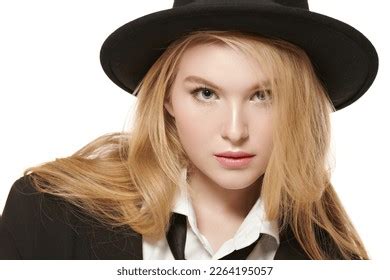 Fashion Beauty Portrait Beautiful Blonde Girl Stock Photo 2264195057 Shutterstock