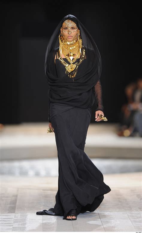 middle east outfit 5