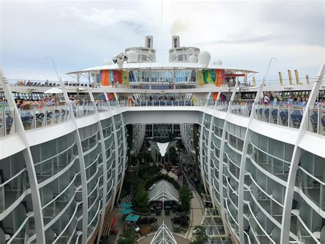 Cruises Photos, Download The BEST Free Cruises Stock Photos & HD Images