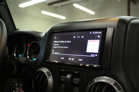 Jeep Wrangler Stereo Upgrade Car Stereo Reviews And News Tuning