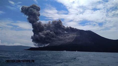 Menilik Sejarah Gunung Krakatau Letusan Agustus Setara Dengan