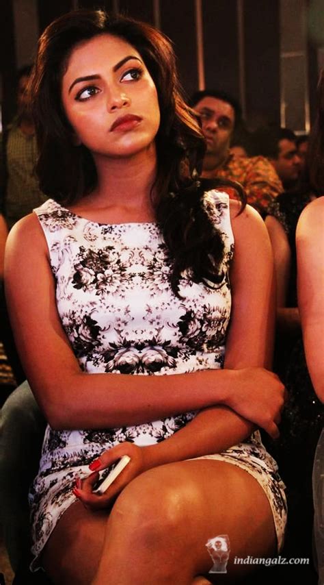 Amala Paul Dusky And Hot IndianGalz