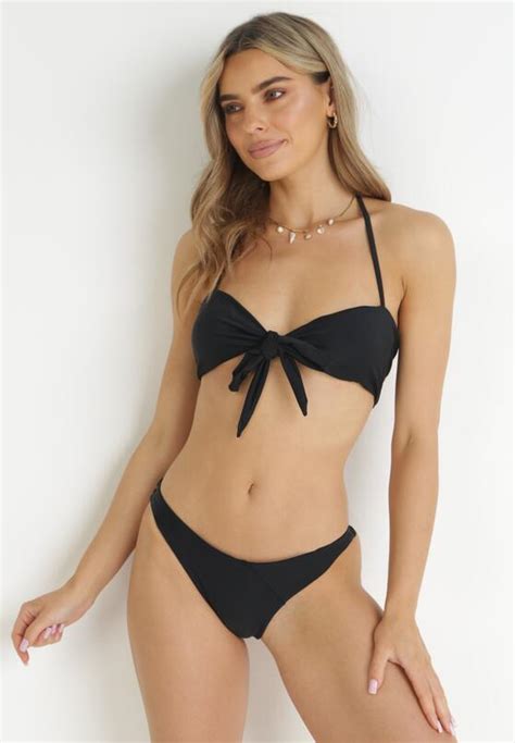 Czarne Bikini Biustonosz z Ozdobnym Supłem i Mocno Wycięte Majtki Linata Born2be