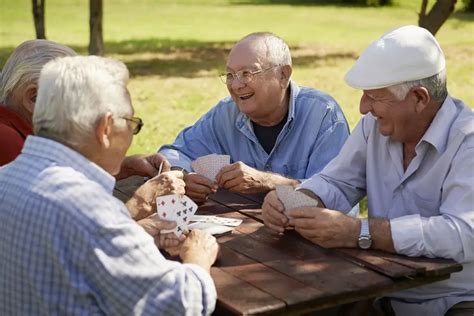 11 Things Old People Like To Do For Fun Lottie