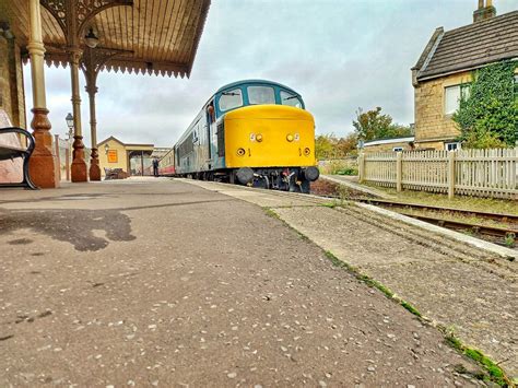 45041 Waiting To Depart Wansford NVR Mark Wisbey Flickr