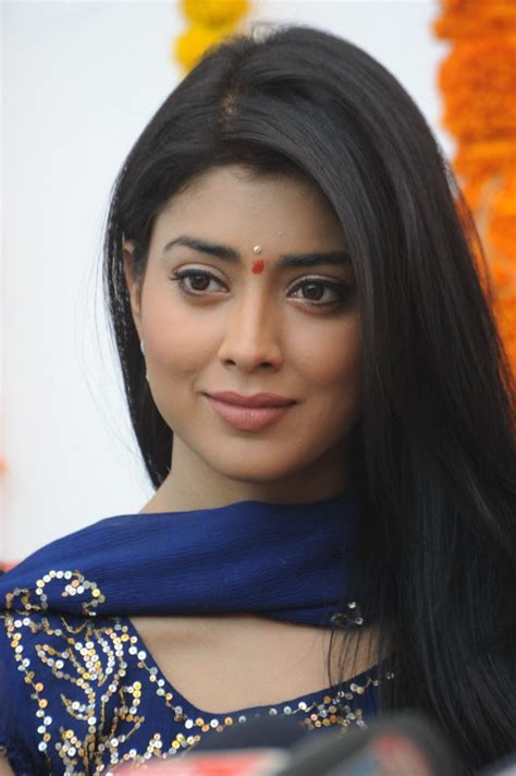 Shriya Saran Hot Sexy Beautiful Sizzling Pictures 9 Hot Celebs Wallpapers