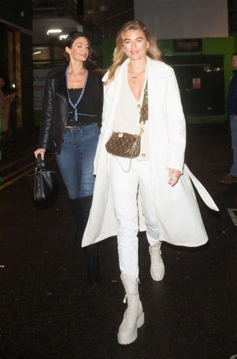 Arabella Chi In A Skimpy White Bikini On The Beach In Dubai Celebrity Wiki