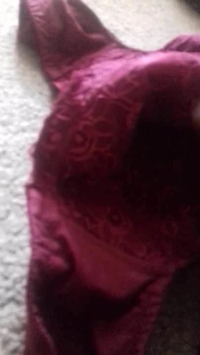 Coming On Wifes Red Bra Gay Man Porn XHamster