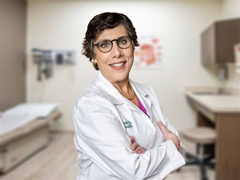Rebecca Wolfe, MD - Family Medicine Specialist - Wyoming, MI | Oak