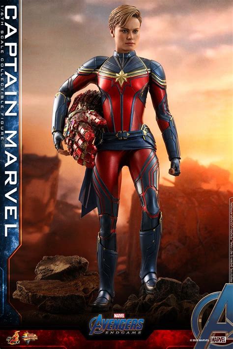 Hot Toys Mms Captain Marvel Toy