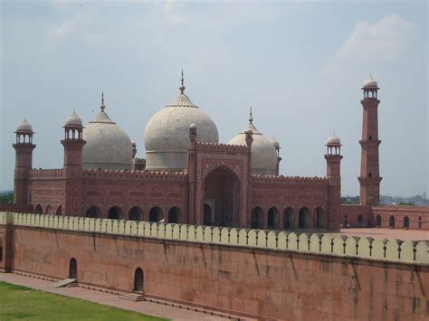 Lahore Lal Masjid View Of The Lal Masjid Taken From The R Flickr