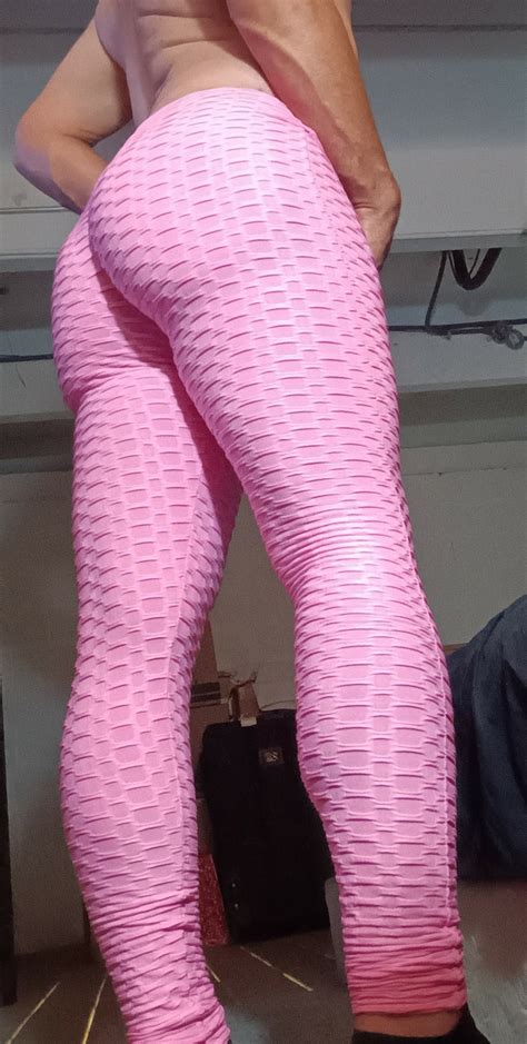 Efreakme In Hot Pink Sexy 6 Pics XHamster