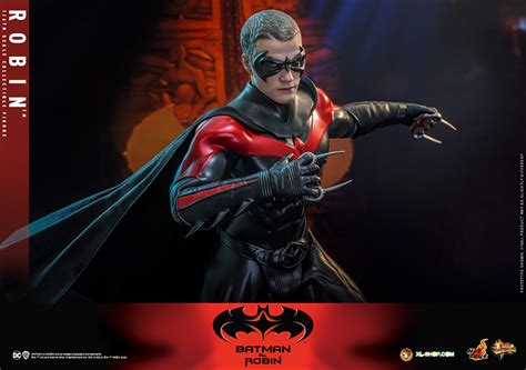 Hot Toys MMS787 Batman Robin 1 6th Scale Robin Collectible