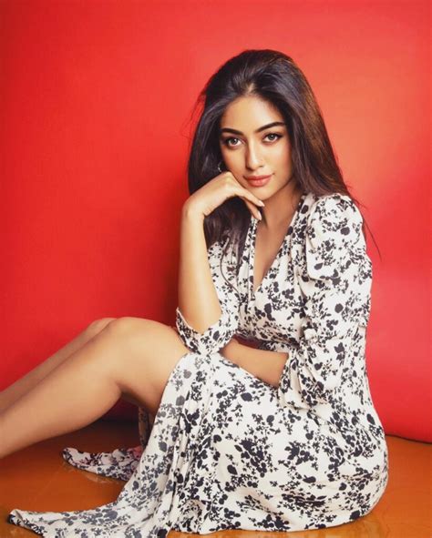 Top 10 Anu Emmanuel Hot And Sexy Photos
