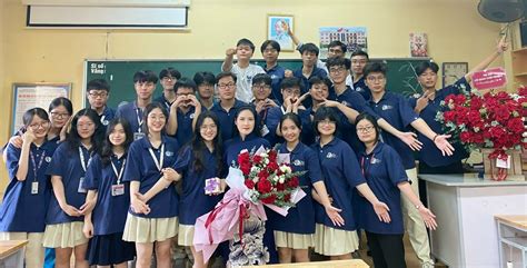 Cô Giáo Nguyễn Thị Quỳnh Anh 35 Năm Gắn Bó Với Chuyên Nguyễn Trãi