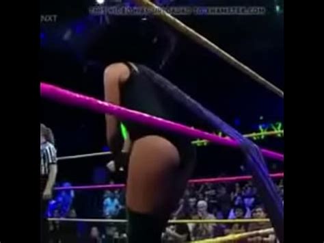 Peyton Royce And Billie Kay XVIDEOS