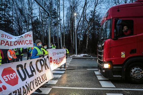 Mieszkańcy Śląska przeciw kolei dużych prędkości do CPK Blokują