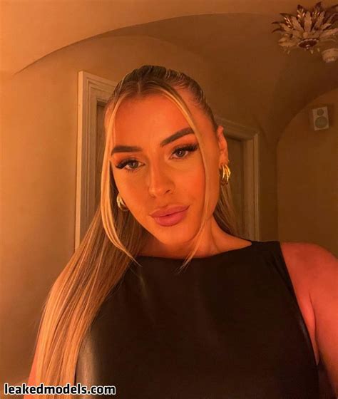 Paigeowens Sian Owen Sian Owenx Nude Leaks Onlyfans Photo