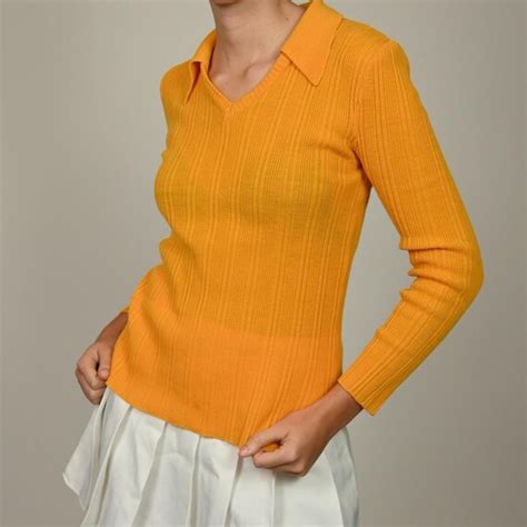 1970s Vintage Collared Sweater Gem