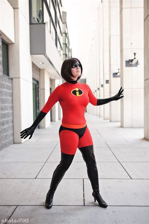 Mrs. Incredible (2) by donttouchmymilk on DeviantArt