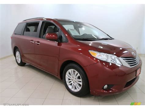 2015 Salsa Red Pearl Toyota Sienna Xle 107952276 Car