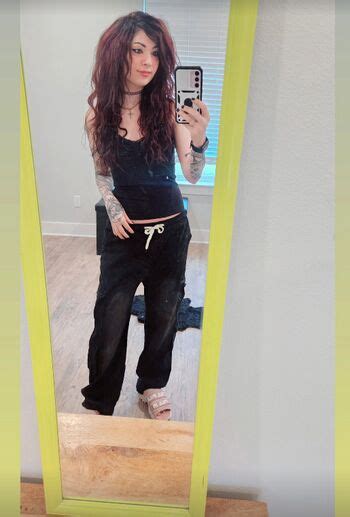 MelonieMac Leaked Nude OnlyFans ShemaleLeaks