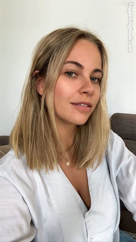 Melina Sophie Nude OnlyFans Leaks Fappening FappeningBook