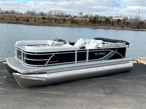 New 2024 Godfrey Sweetwater 2086 SB, 46219 Indianapolis - Boat Trader