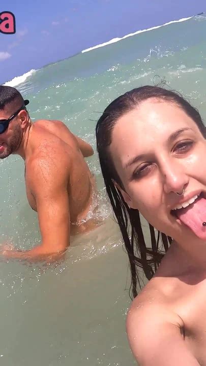 Vídeos de porno Nude xHamster