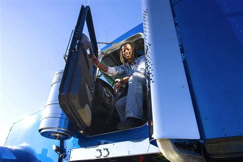 Combatting the truck driver shortage - DAT Freight & Analytics - Blog