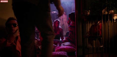 Ema McKie Nude Pics Pagina