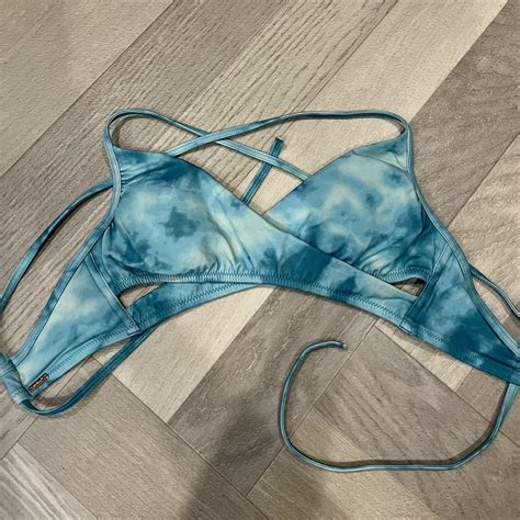 Victorias Secret PINK Bikini Top Never Been Worn Depop