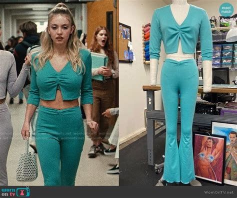 Cassie’s Teal Crop Top And Pants Set On Euphoria Crop Top And Pants Set Carnival Outfits