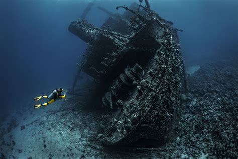 Creepy Underwater Wrecks