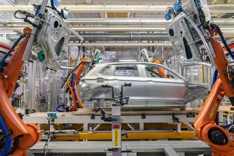 Volkswagen production halted in Germany after IT incident | TechSpot