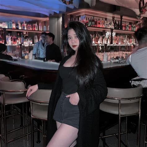 Stream HOT TIKTOK Quá Yêu Anh Nên Em San Sẻ Một Nửa Cho Ai Kia Ngốc Remix by 𝕻𝖍𝖚𝖔𝖓𝖌 𝕳𝖎𝖕