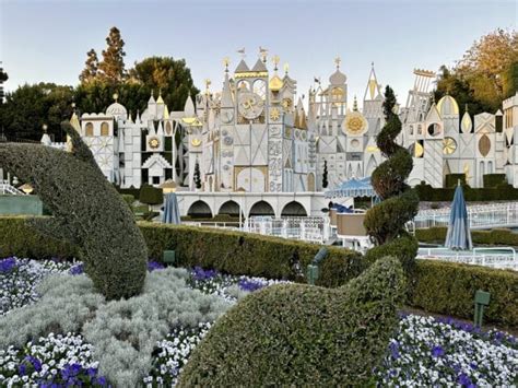 Man Arrested After Walking Nude Through Its A Small World At Disneyland Disney By Mark