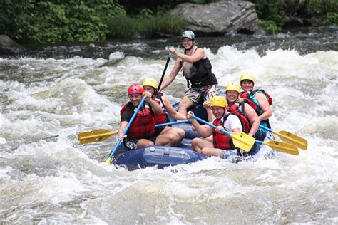 Gatlinburg Rafting And Zipline Big Creek Expeditions Whitewater Rafting