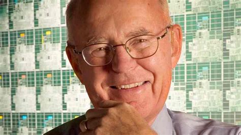 Gordon Moore Moore S Law Wird Jahre Alt Nydus