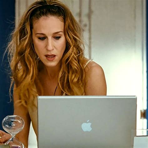 Carrie Bradshaw La Historia Y Estilo Del Personaje De Sex And The City