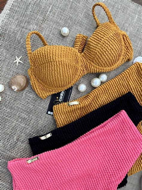 Biquíni Meia Taça Aro e Calcinha Hot Pants Ref Driconfort