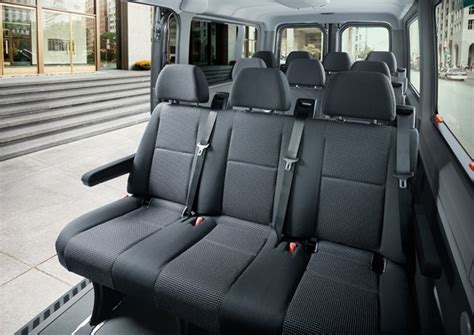 Kona Airport Shuttle Services | Hawaii Tours and Activities