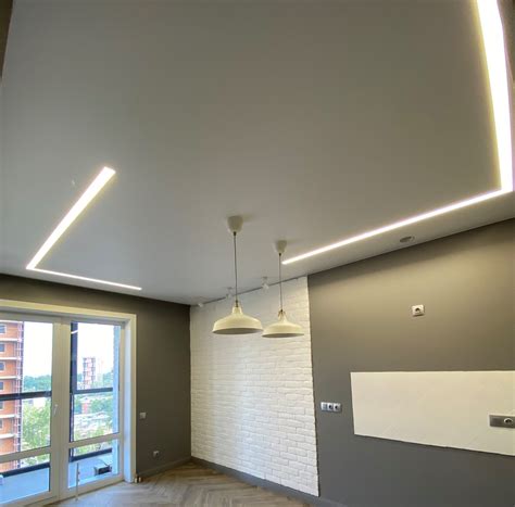 Световые линии на натяжном потолке с интерьером (45 фото) - красивые ...