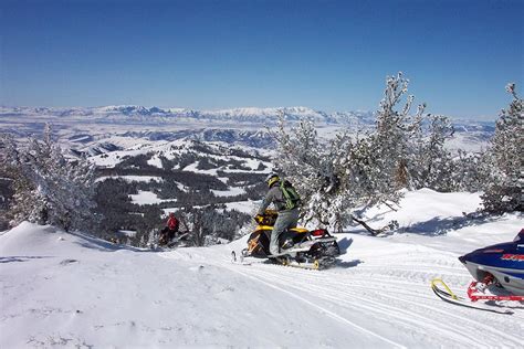 bear_lake_snowmobiling - Visit Bear Lake