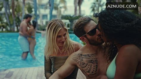 ANNA MOLINER Nude AZNude