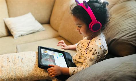 media   young children