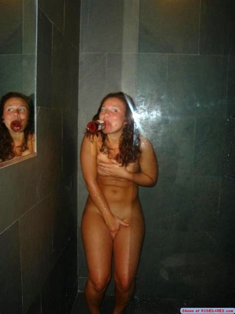 Embarrassed At Being Caught Nude Porn Pictures Xxx Photos Sex Images Pictoa