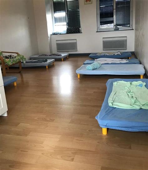 Aux P Tits M Mes Micro Cr Che Cr Che Lambersart