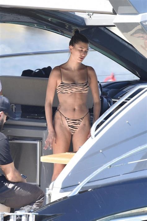 Hailey Baldwin Biebers Sexy Ass In Bikini And Tight Leggings Photos The Fappening