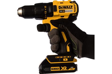 Бесщеточная дрель-шуруповерт DEWALT 18.0 В XR DCD777S2T - выгодная цена ...